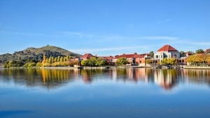 Panorama to illustrate dating in tuggeranong