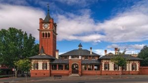 Panorama to illustrate dating in wagga wagga