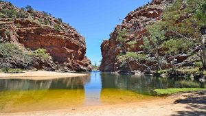 Panorama to illustrate dating in alice springs